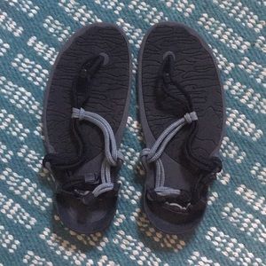 Xero Shoes Women’s Cloud Barefoot Sandal